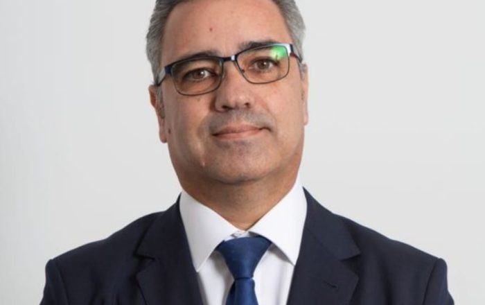 Vereador do PS considera gestão autárquica em Setúbal «politicamente órfã» após saída de Maria das Dores Meira